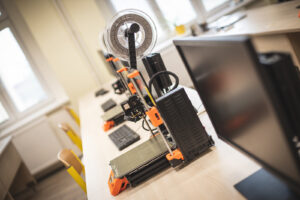 Vybudování světa techniky, robotiky a přírodních věd pro ZŠ 02