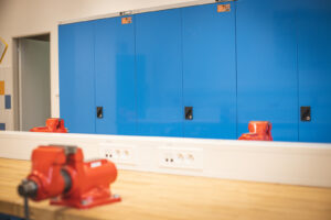 Vybudování světa techniky, robotiky a přírodních věd pro ZŠ 05