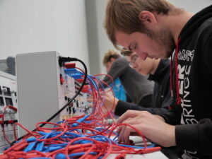 Vybavení odborných učeben SPŠ TOS