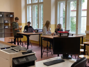 Sdílená učebna informatiky a robotiky