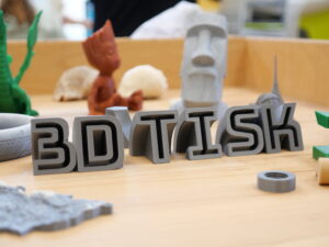 Sdílená učebna informatiky a robotiky