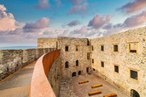 Hrad Helfštýn po rekonstrukci: moderní zážitek v historickém prostředí. Financováno IROP, oceněno v soutěži architektury.