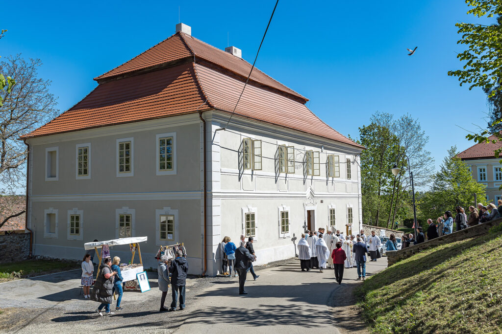 Otevření zrekonstruované fary v Maršovicích