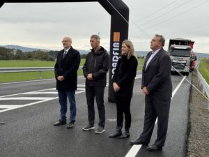 Rokycansko má přímé napojení na dálnici D5