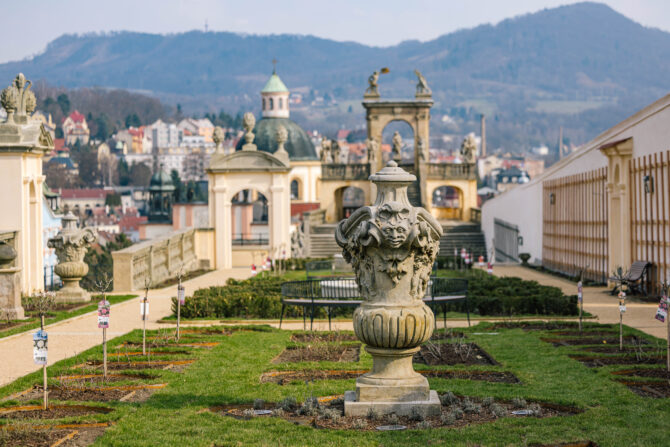 V Děčíně se otevírá obnovená Růžová zahrada a Dlouhá jízda