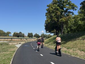 Jiráskovo nábřeží v Českých Budějovicích se proměnilo v jedinečnou relaxační zónu.