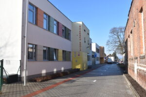 Děti v Třebechovicích pod Orebem se dočkaly nového pavilonu mateřské školy.