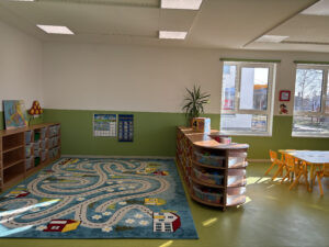 Děti v Třebechovicích pod Orebem se dočkaly nového pavilonu mateřské školy.