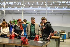 Dopravní škola v Čáslavi otevřela špičkové dílny