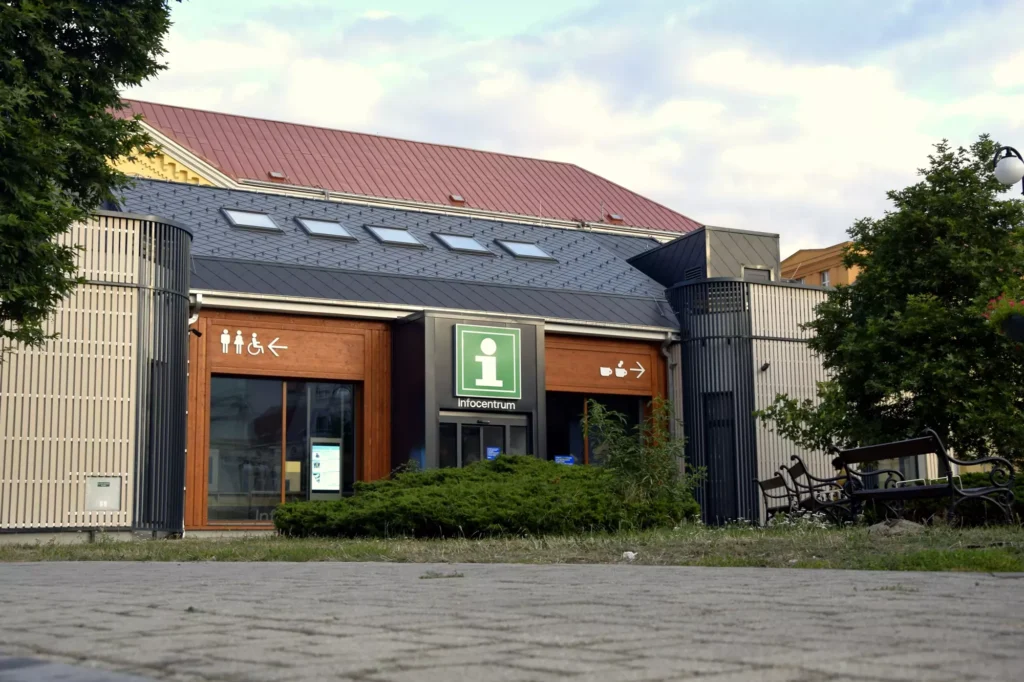 Turistická informační centra se mění v moderní místa. Díky podpoře z IROP vznikají po celé republice atraktivní zázemí pro turisty.