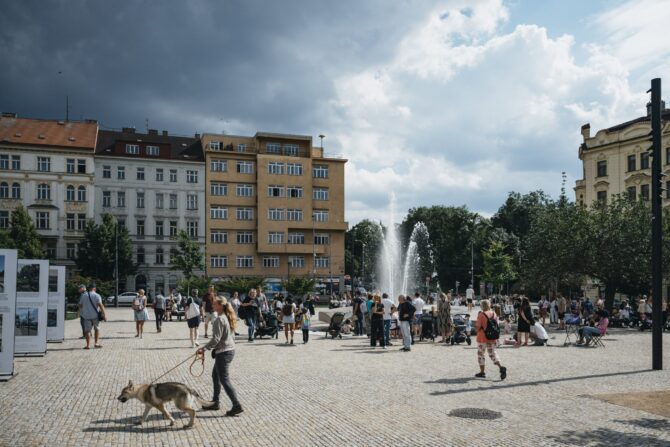 Evropské fondy podpořily 235 projektů za 5 miliard korun. Města a obce díky nim budují odolnější parky, náplavky i veřejná prostranství.
