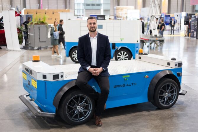 Autonomní mobilita se postupně stane součástí měst. Jiří Dohnal z BringAuto vysvětluje její přínosy, možnosti využití i hlavní překážky.